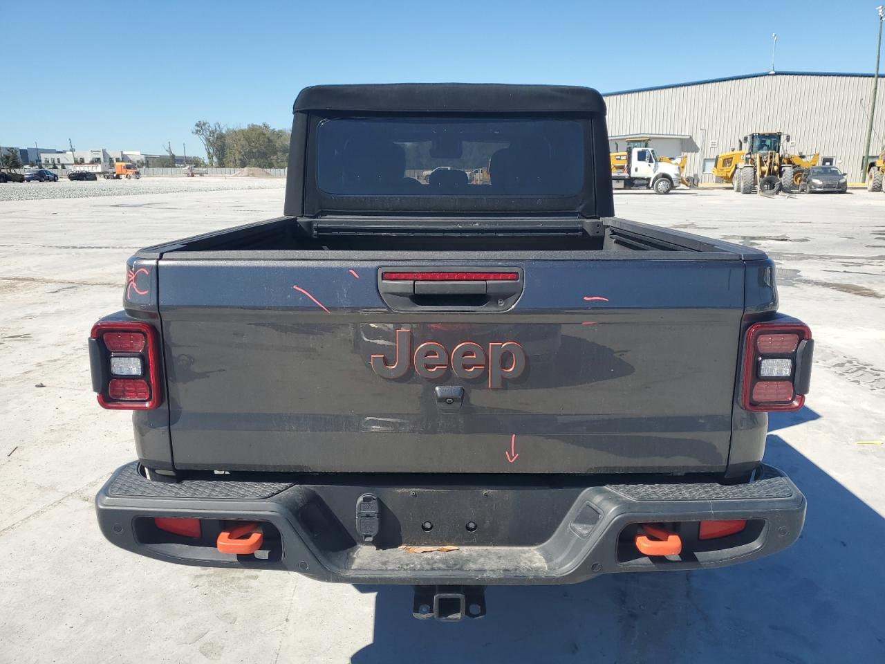 2021 Jeep Gladiator - Image 6