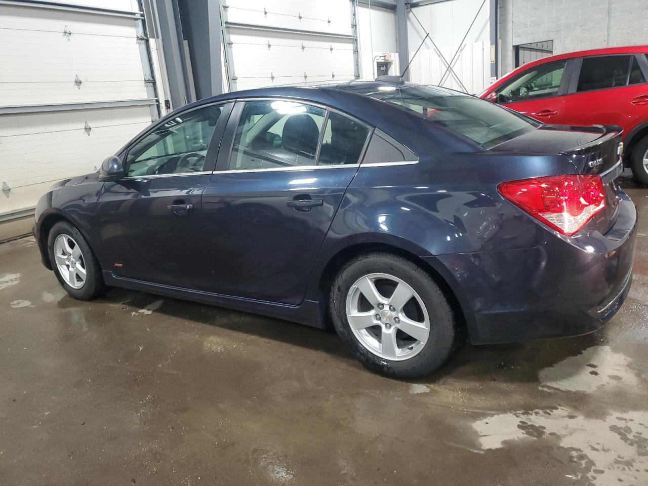 2016 Chevrolet Cruze - Image 2