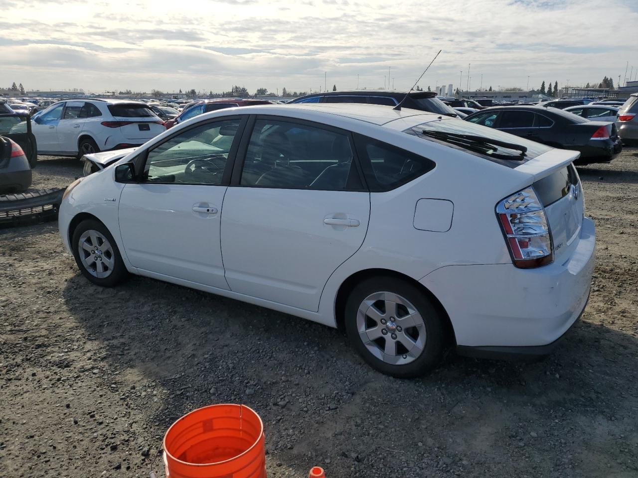 2007 Toyota Prius - Image 2