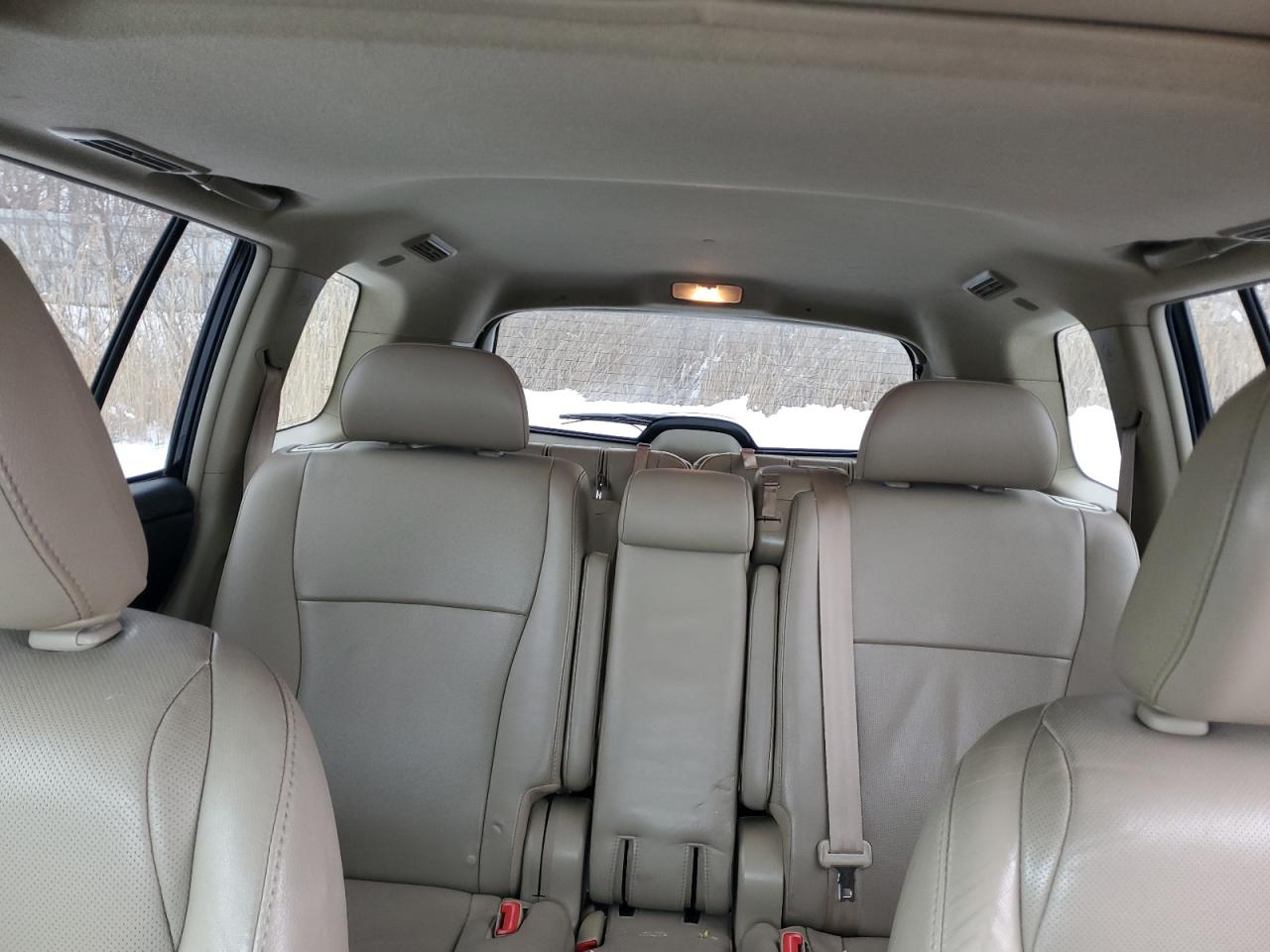 2012 Toyota Highlander - Image 10