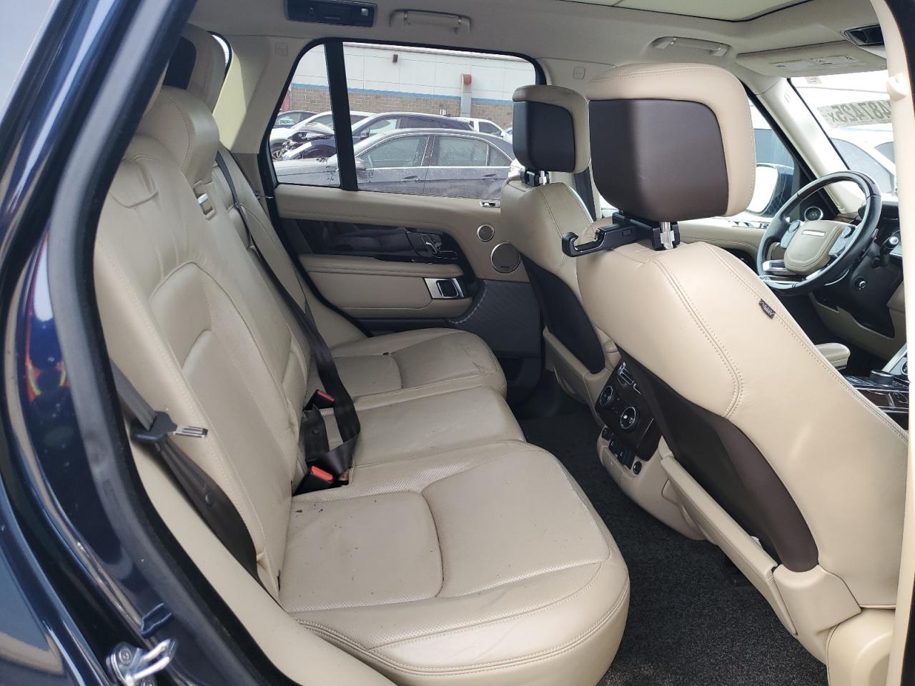 2018 Land Rover Range Rover - Image 10