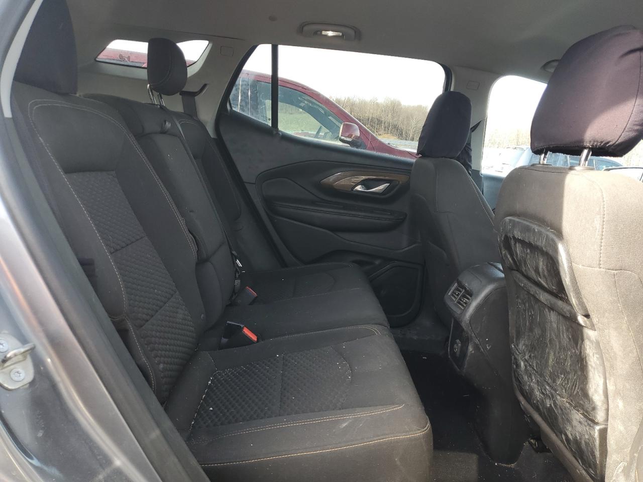2020 GMC Terrain - Image 11