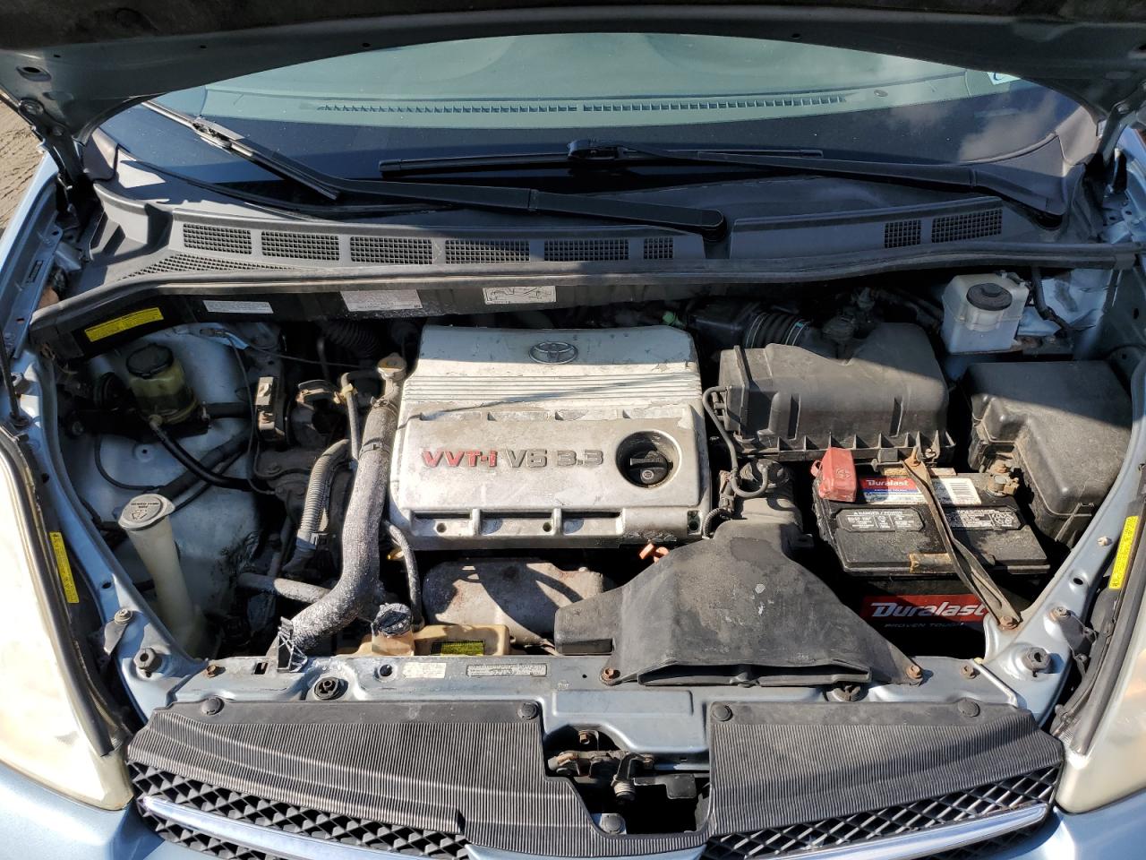 2005 Toyota Sienna - Image 12