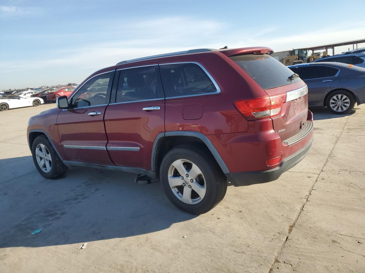 2012 Jeep Grand Cherokee - Image 2