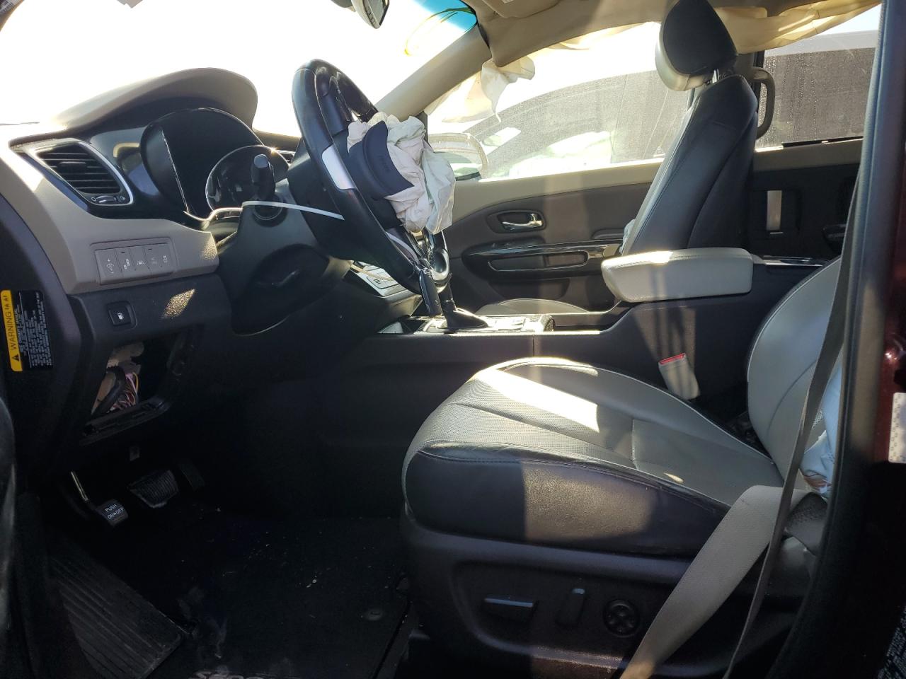 2016 Kia Sedona - Image 7
