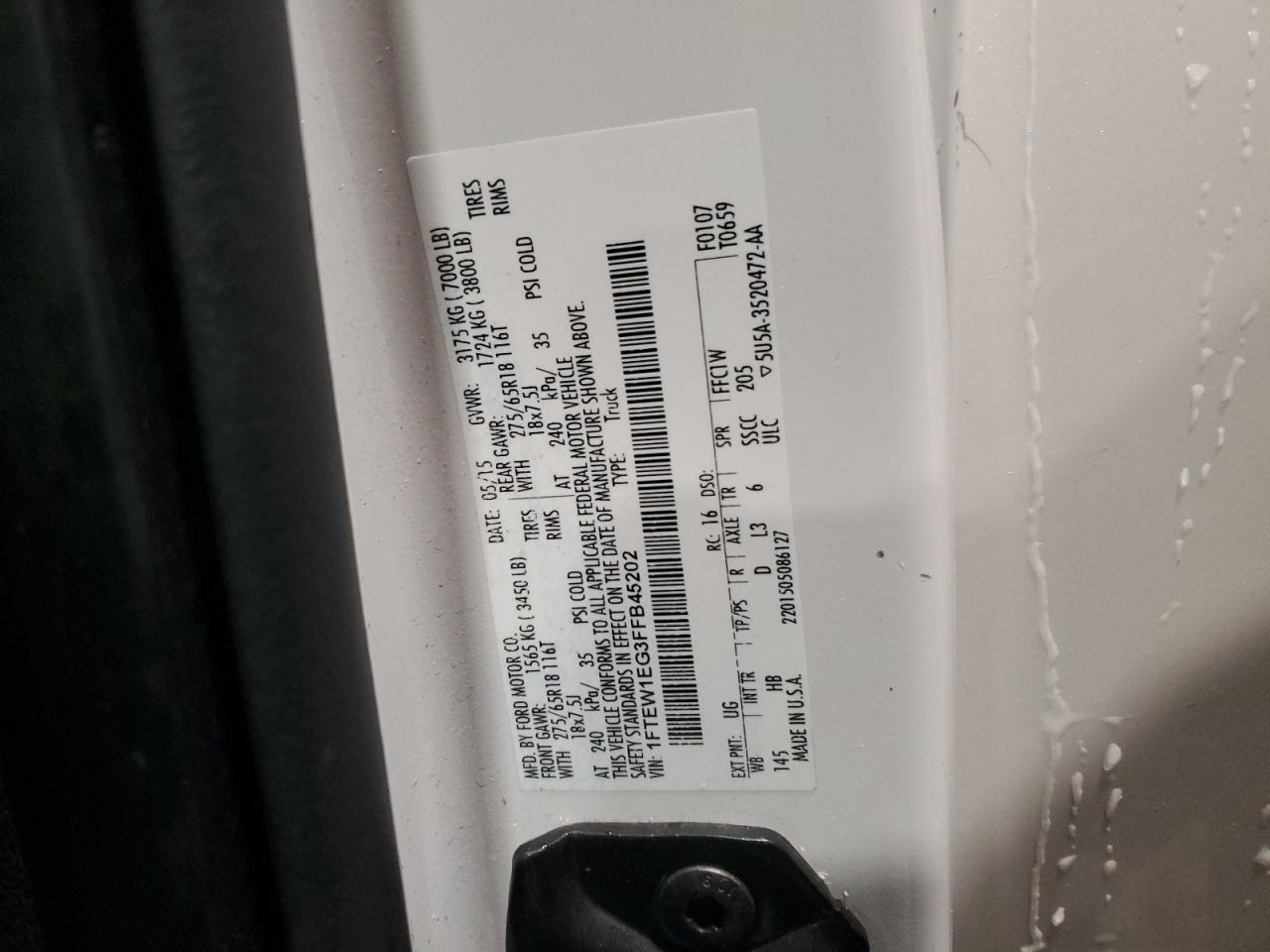 2015 Ford F-150 - Image 12