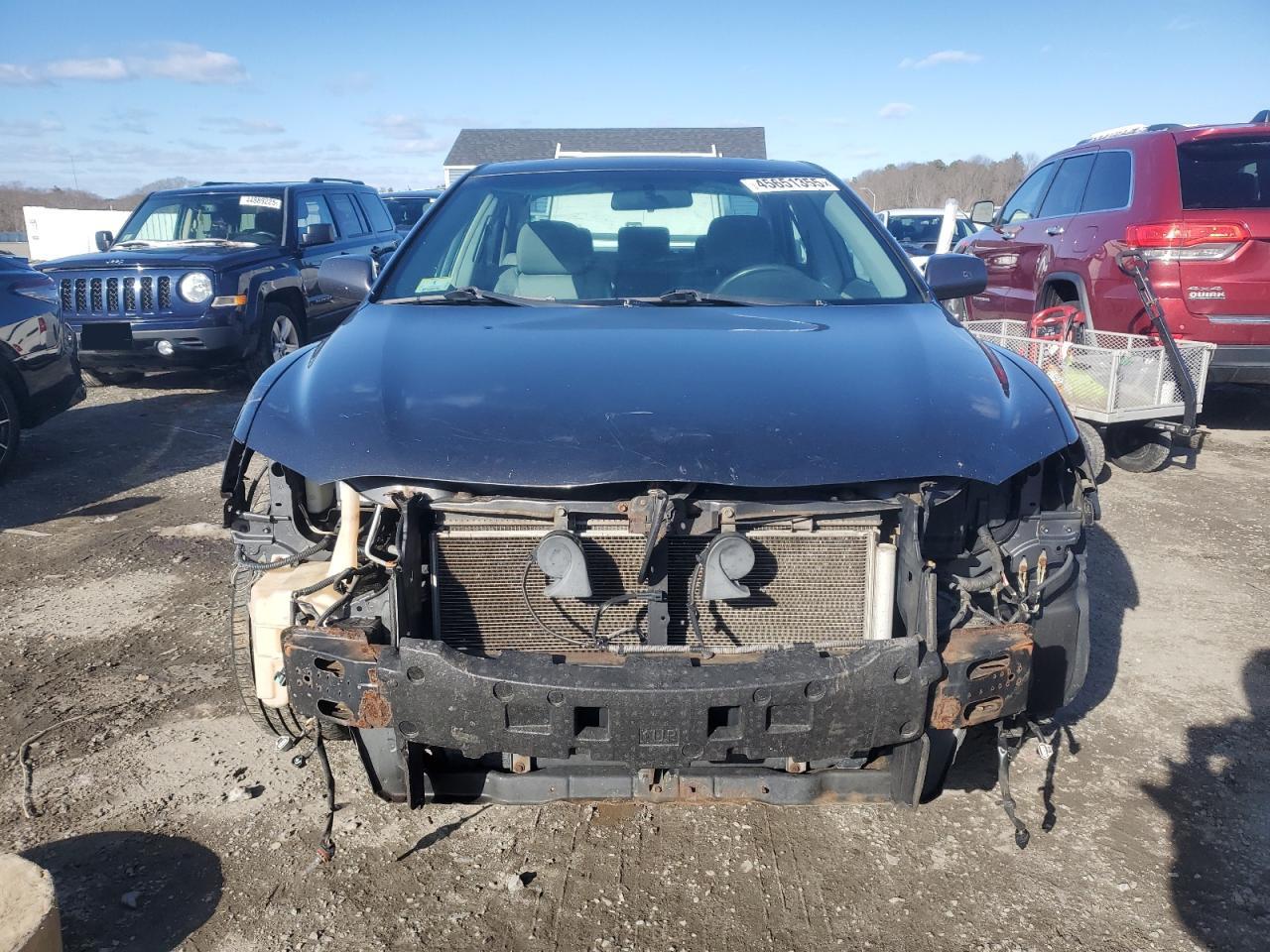 2009 Toyota Camry - Image 5