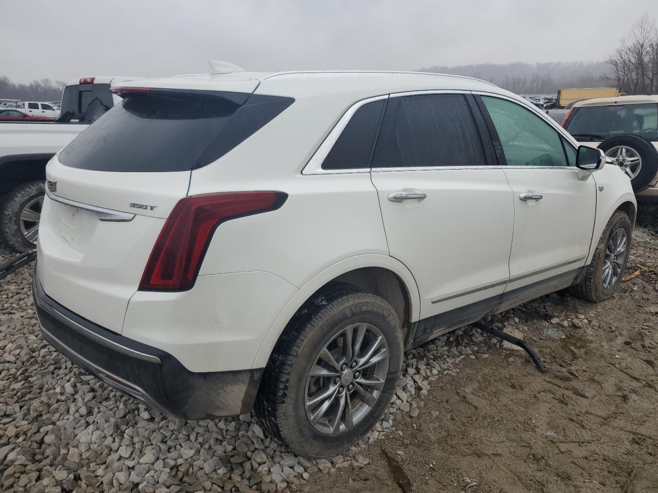 2021 Cadillac XT5 - Image 3