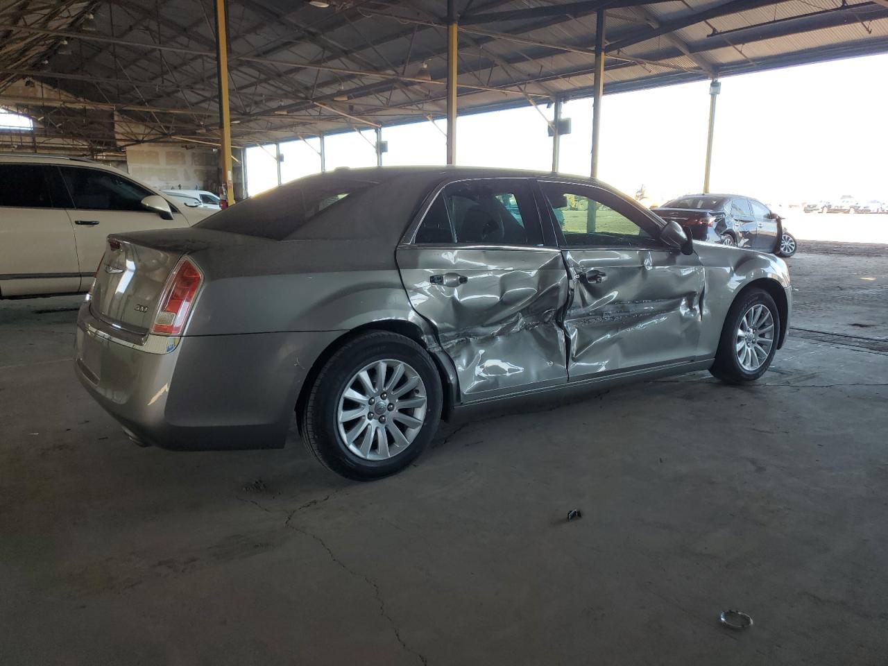 2014 Chrysler 300 - Image 3
