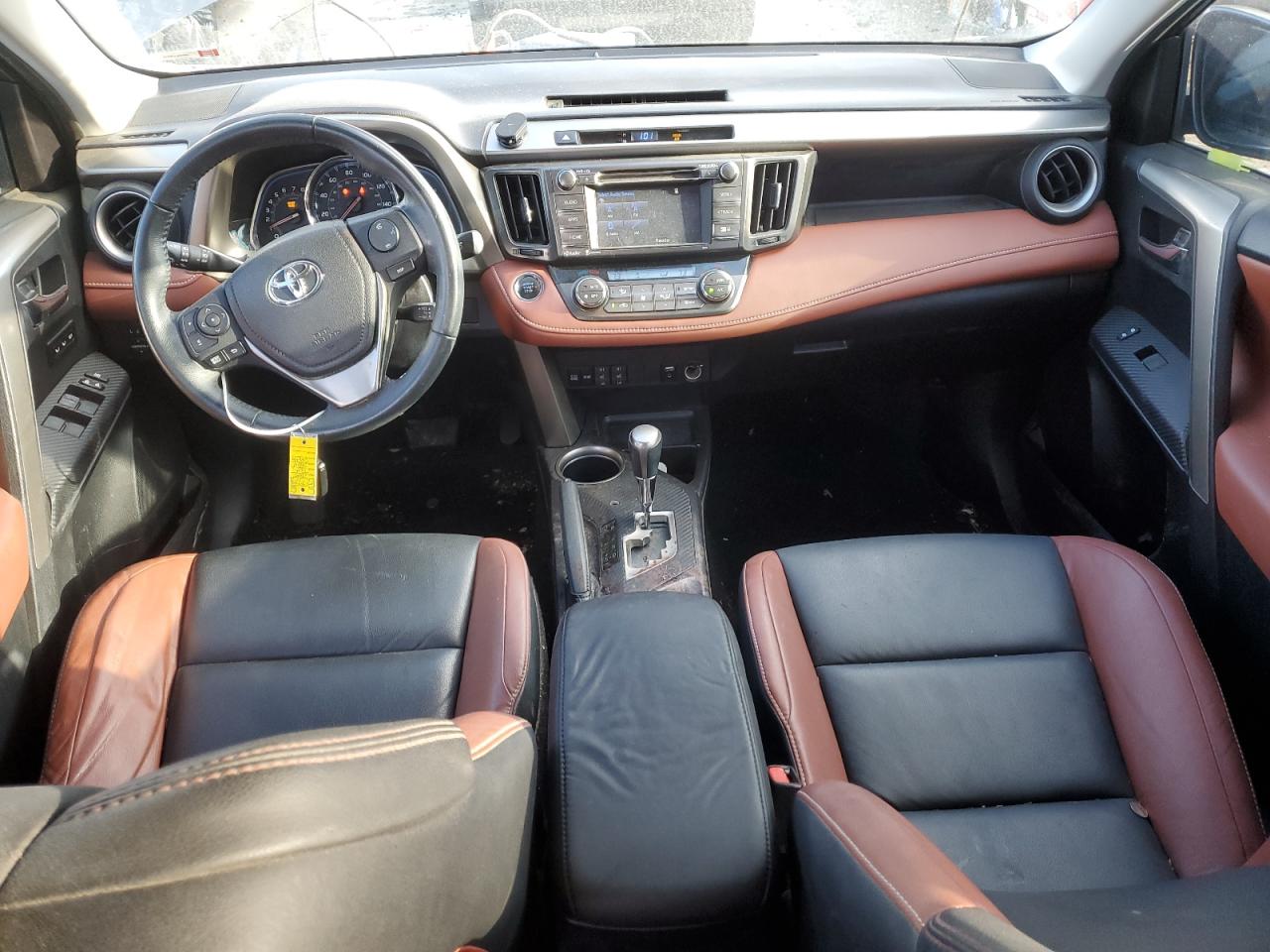 2015 Toyota RAV 4 - Image 8