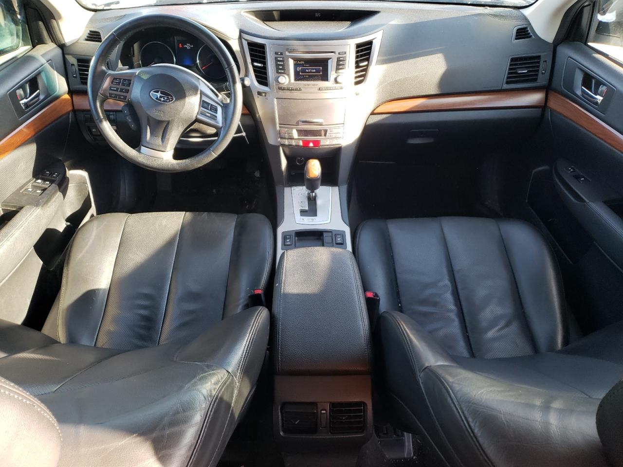 2014 Subaru Outback - Image 8