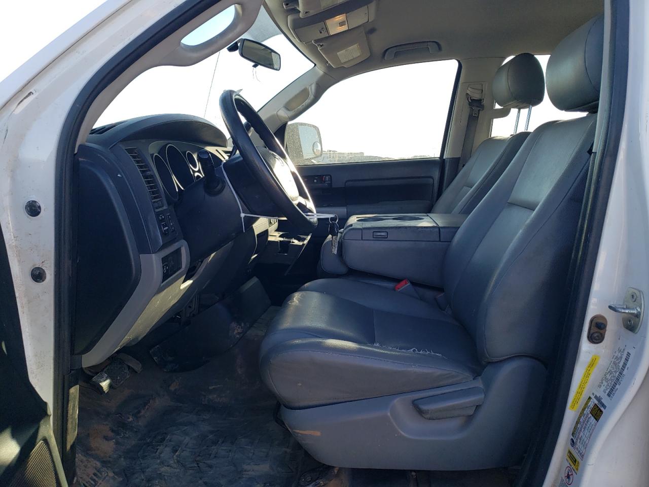 2013 Toyota Tundra - Image 7
