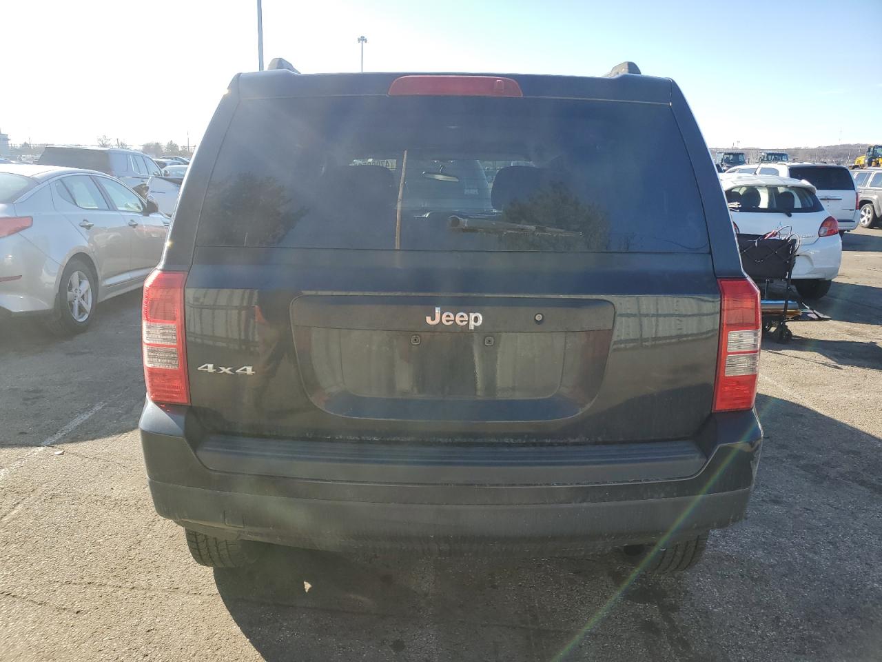2011 Jeep Liberty (Patriot) - Image 6