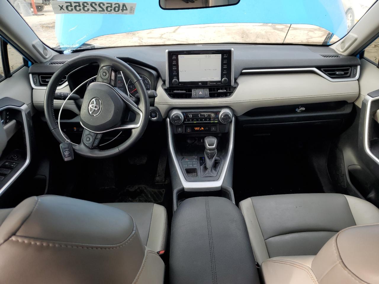 2019 Toyota RAV 4 - Image 8