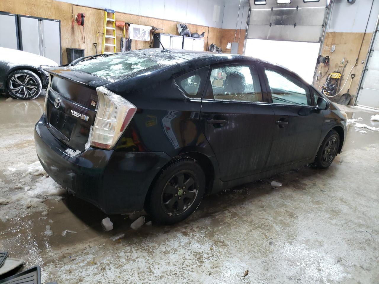 2010 Toyota Prius - Image 3