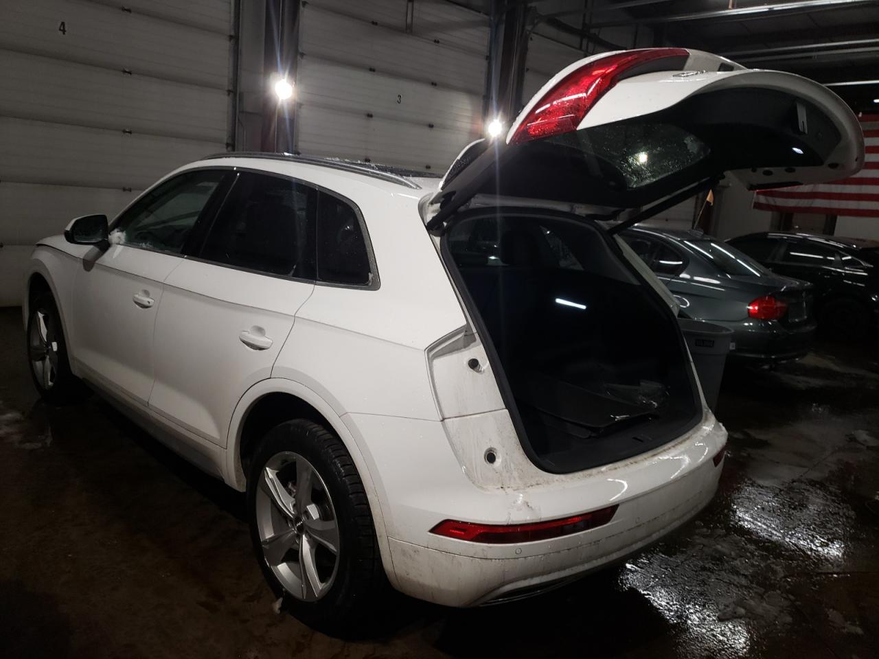 2020 Audi Q5 - Image 2