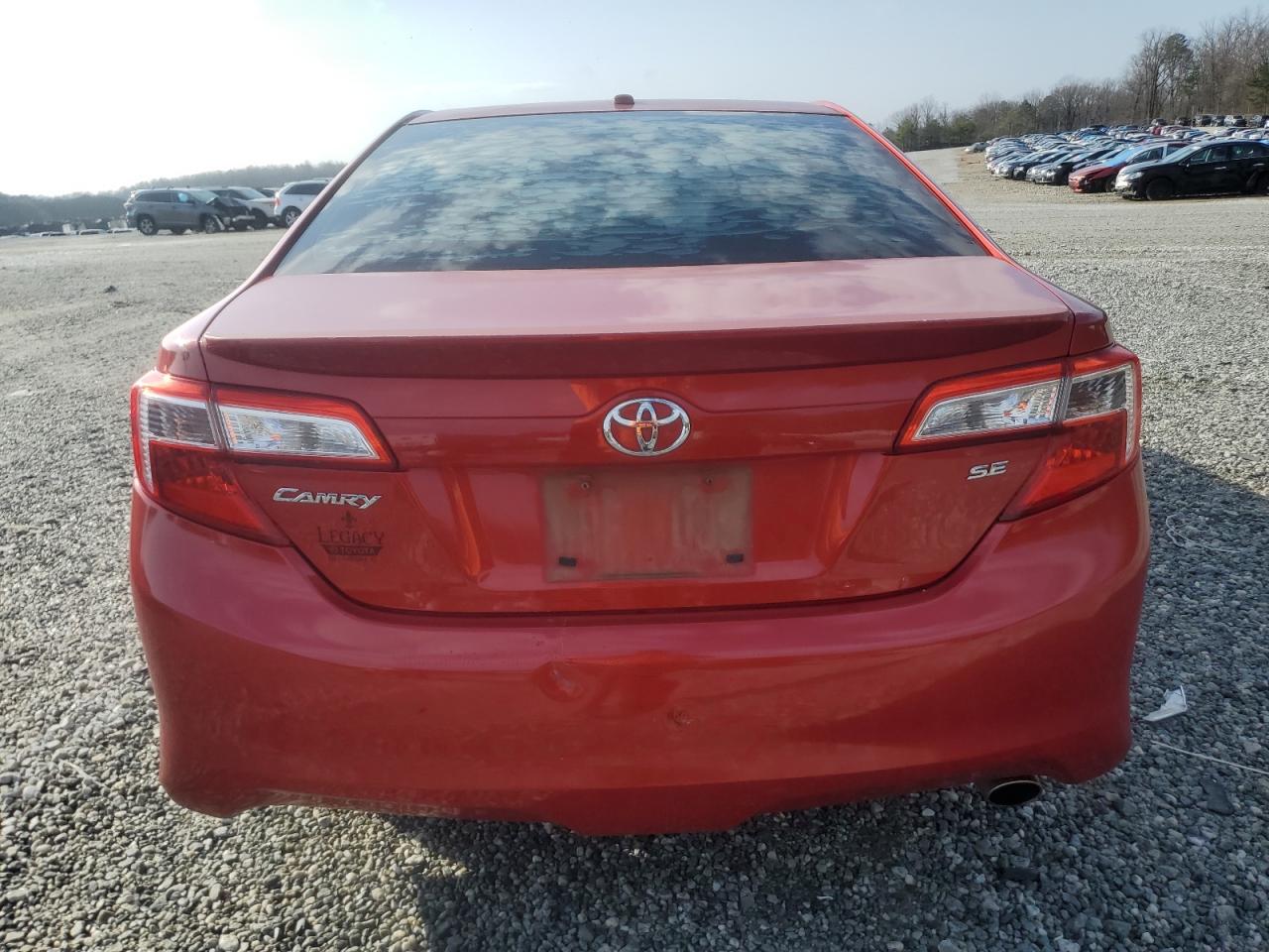 2012 Toyota Camry - Image 6