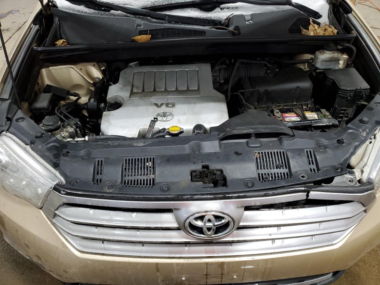 2011 Toyota Highlander - Image 12