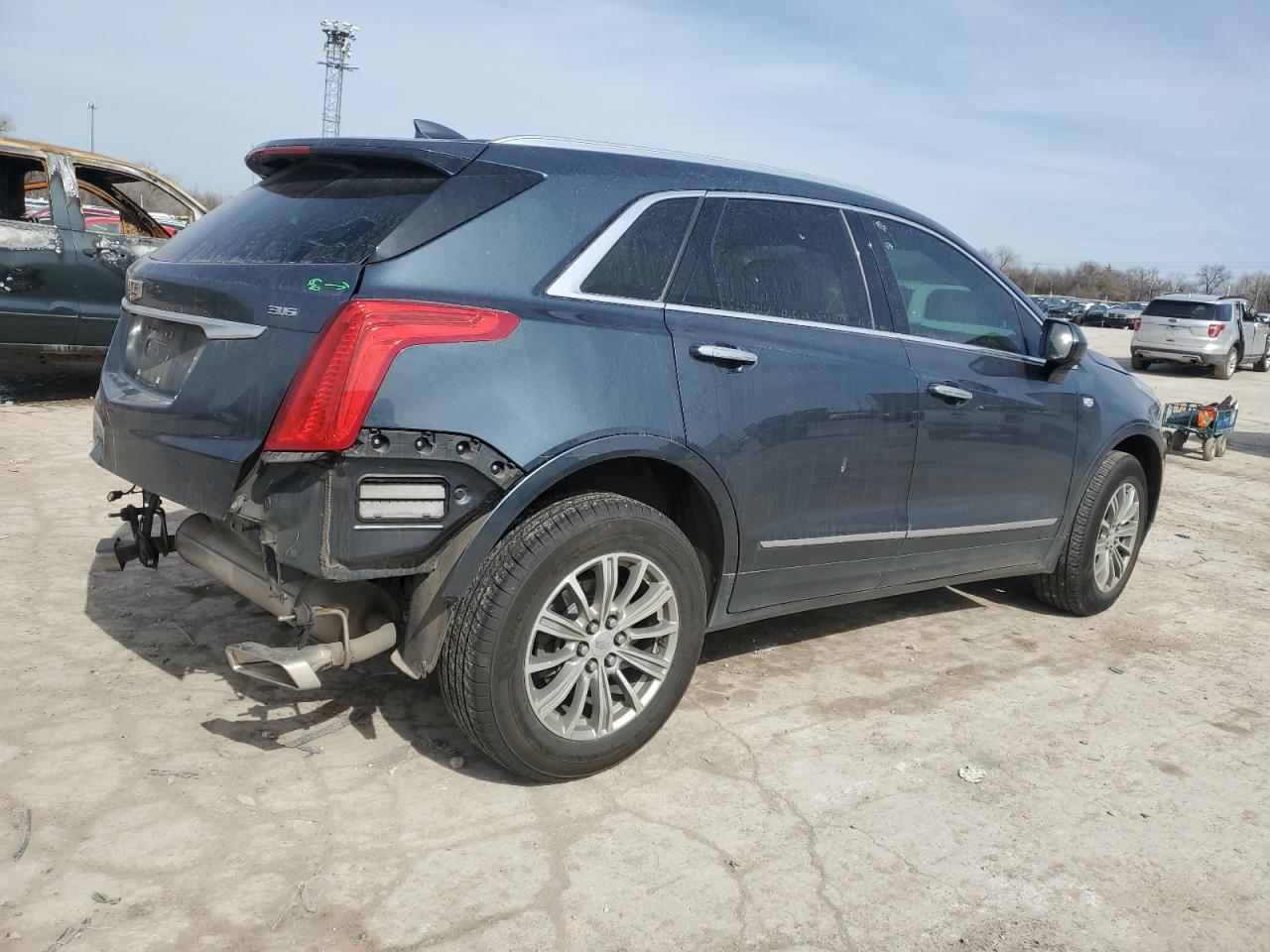 2019 Cadillac XT5 - Image 3