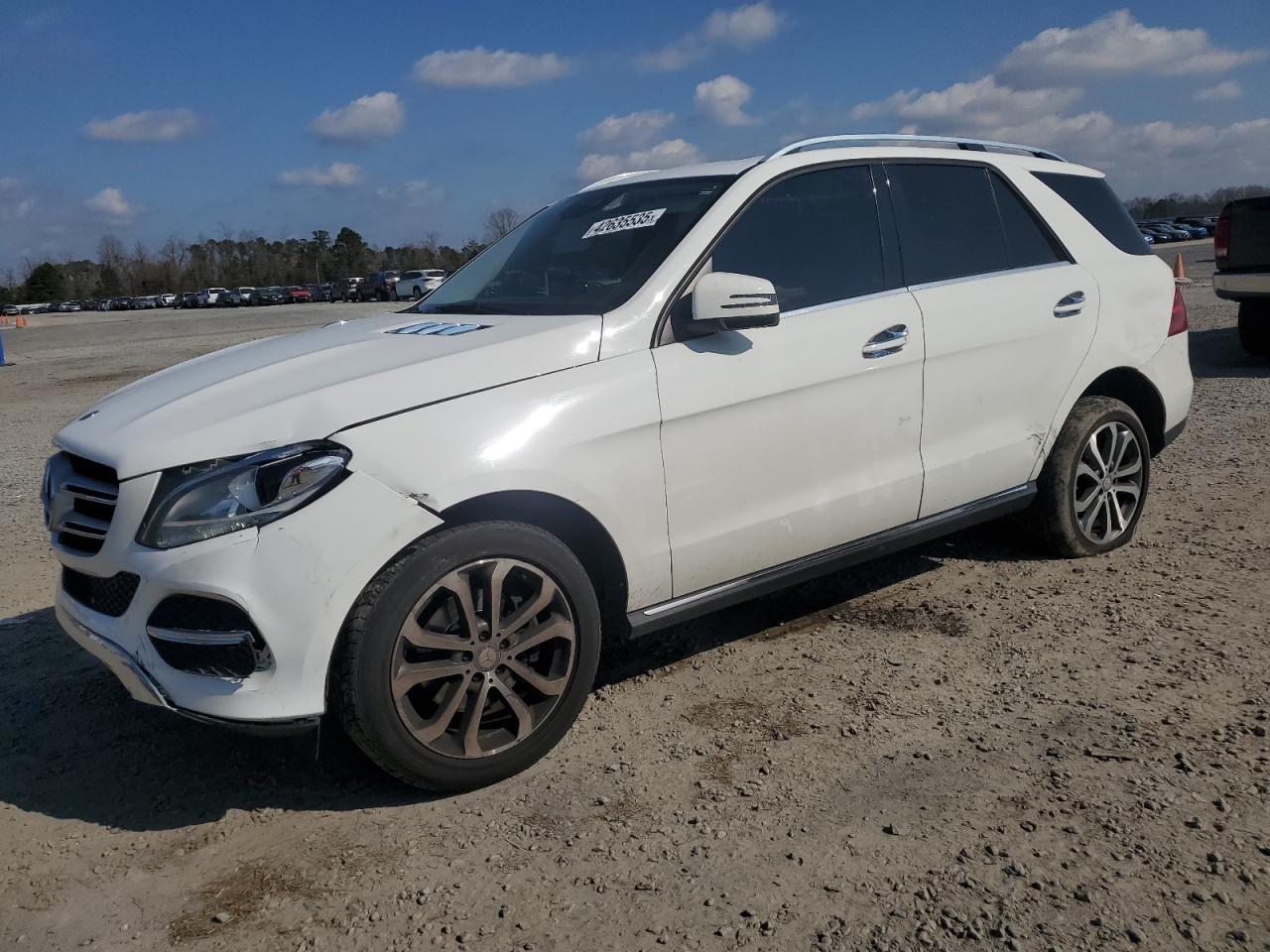 2016 Mercedes-Benz GLE - Image 1