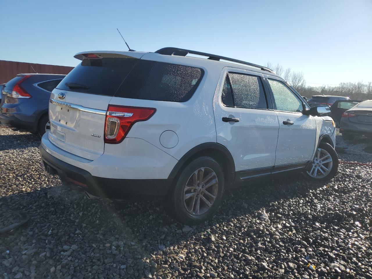 2015 Ford Explorer - Image 3