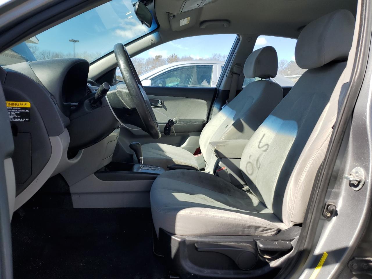 2010 Hyundai Elantra - Image 7
