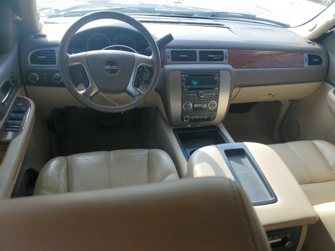 2007 GMC Yukon - Image 8