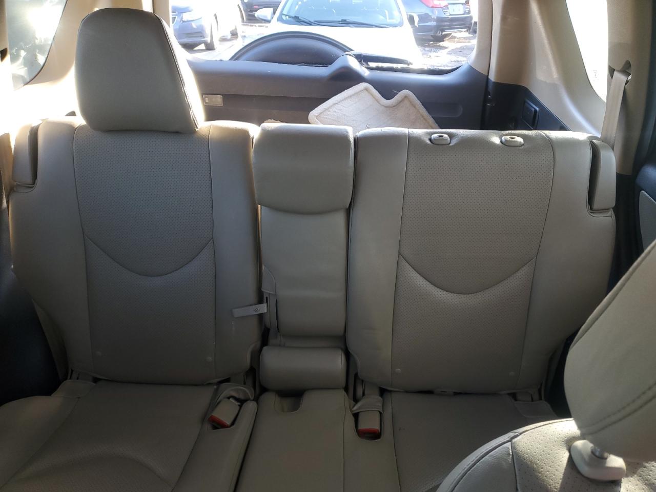 2011 Toyota RAV 4 - Image 10