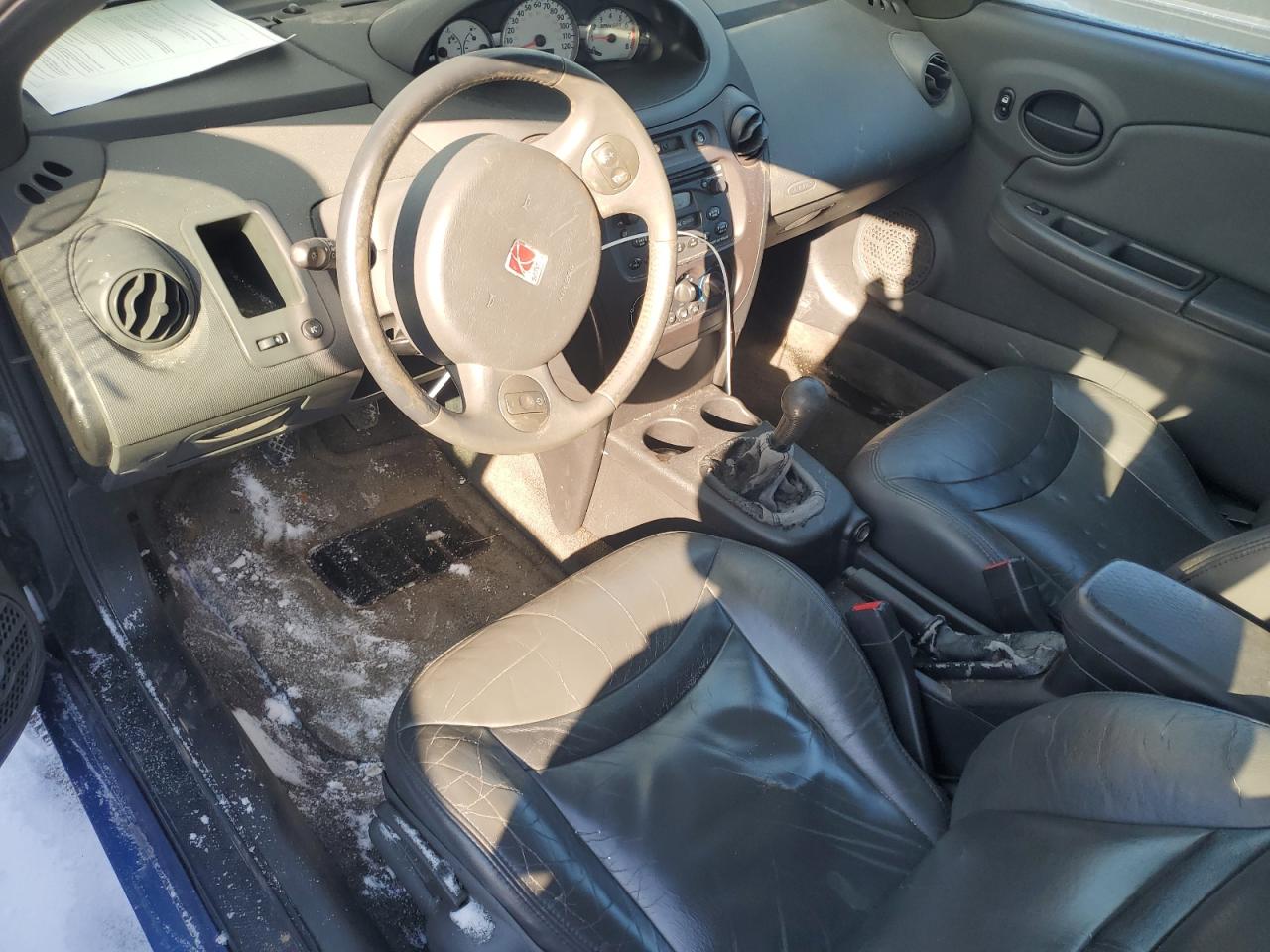 2003 Saturn ION - Image 8