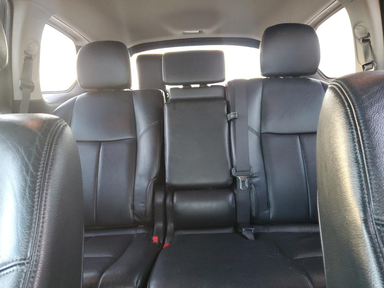 2014 Nissan Pathfinder - Image 10