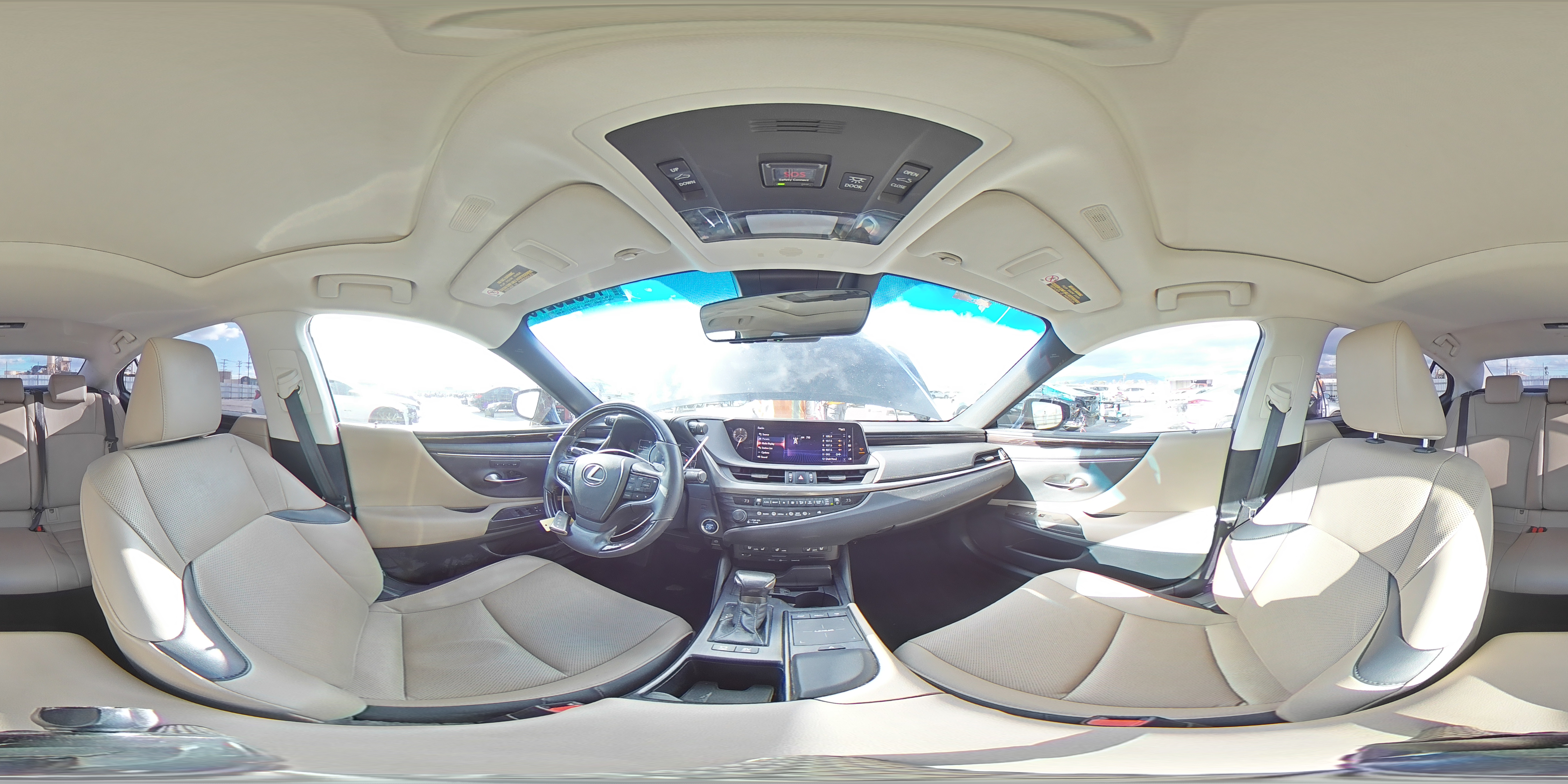 2019 Lexus ES - Image 13