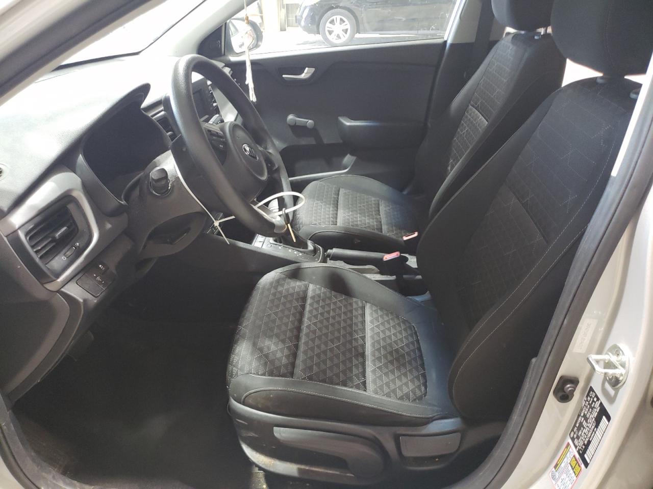 2018 Kia Rio - Image 7