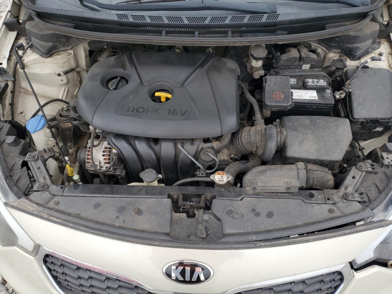 2015 Kia Forte - Image 12