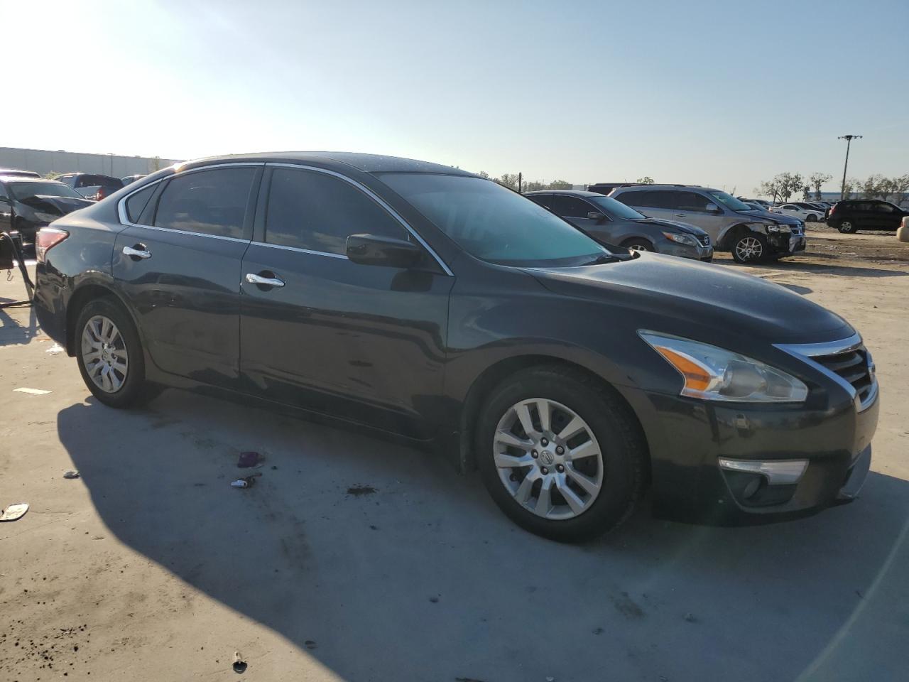 2013 Nissan Altima - Image 4