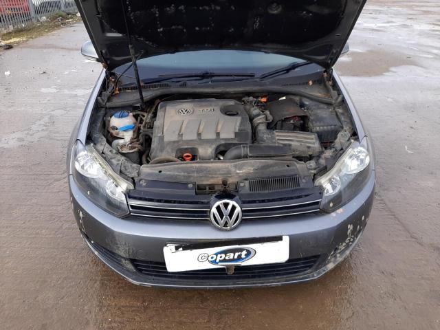 2010 VOLKSWAGEN GOLF SE TD