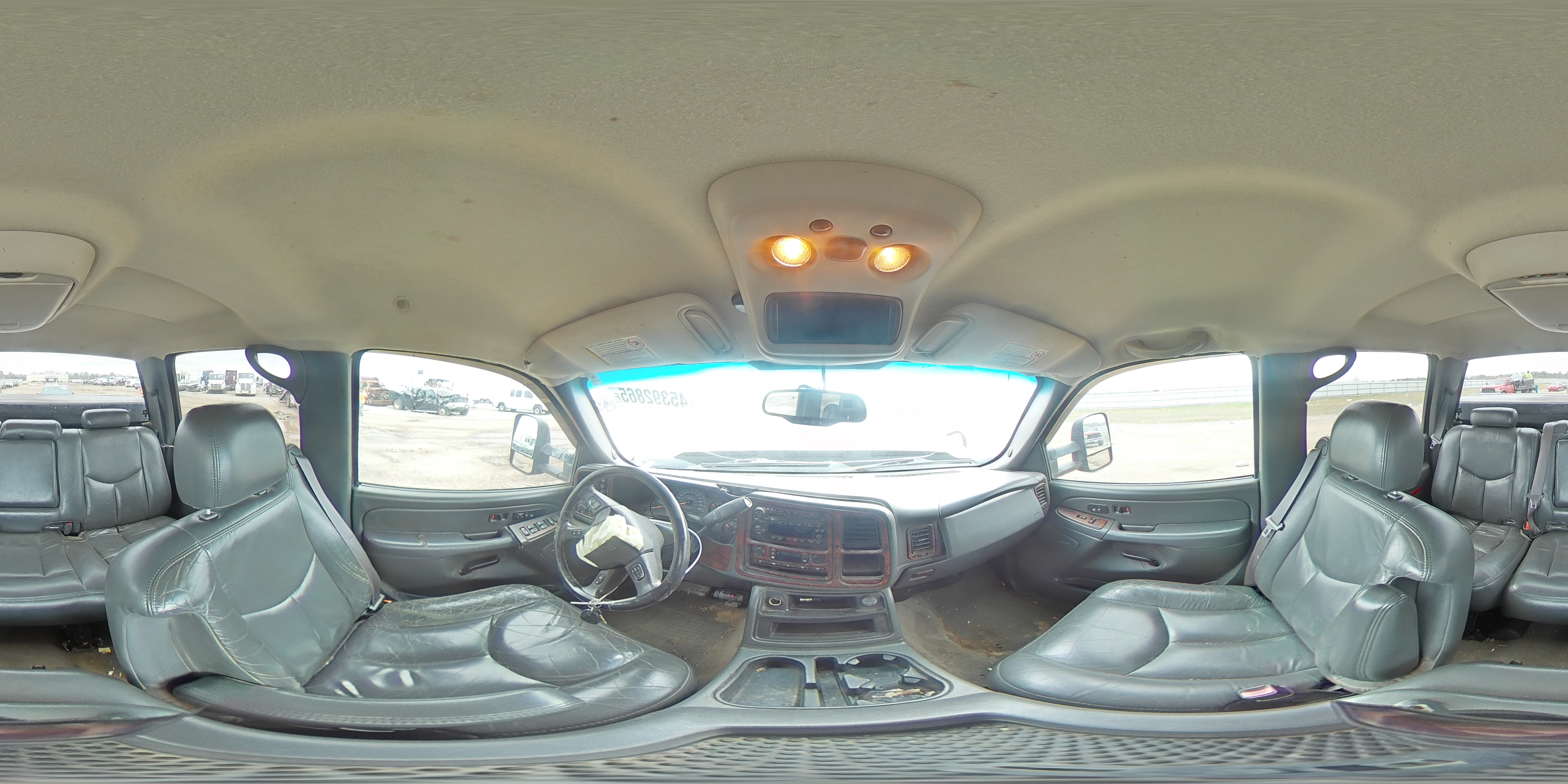 2007 Chevrolet Silverado - Image 12