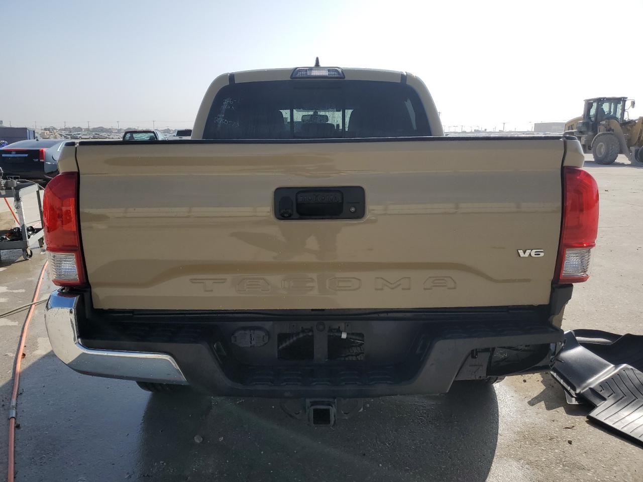 2017 Toyota Tacoma - Image 6