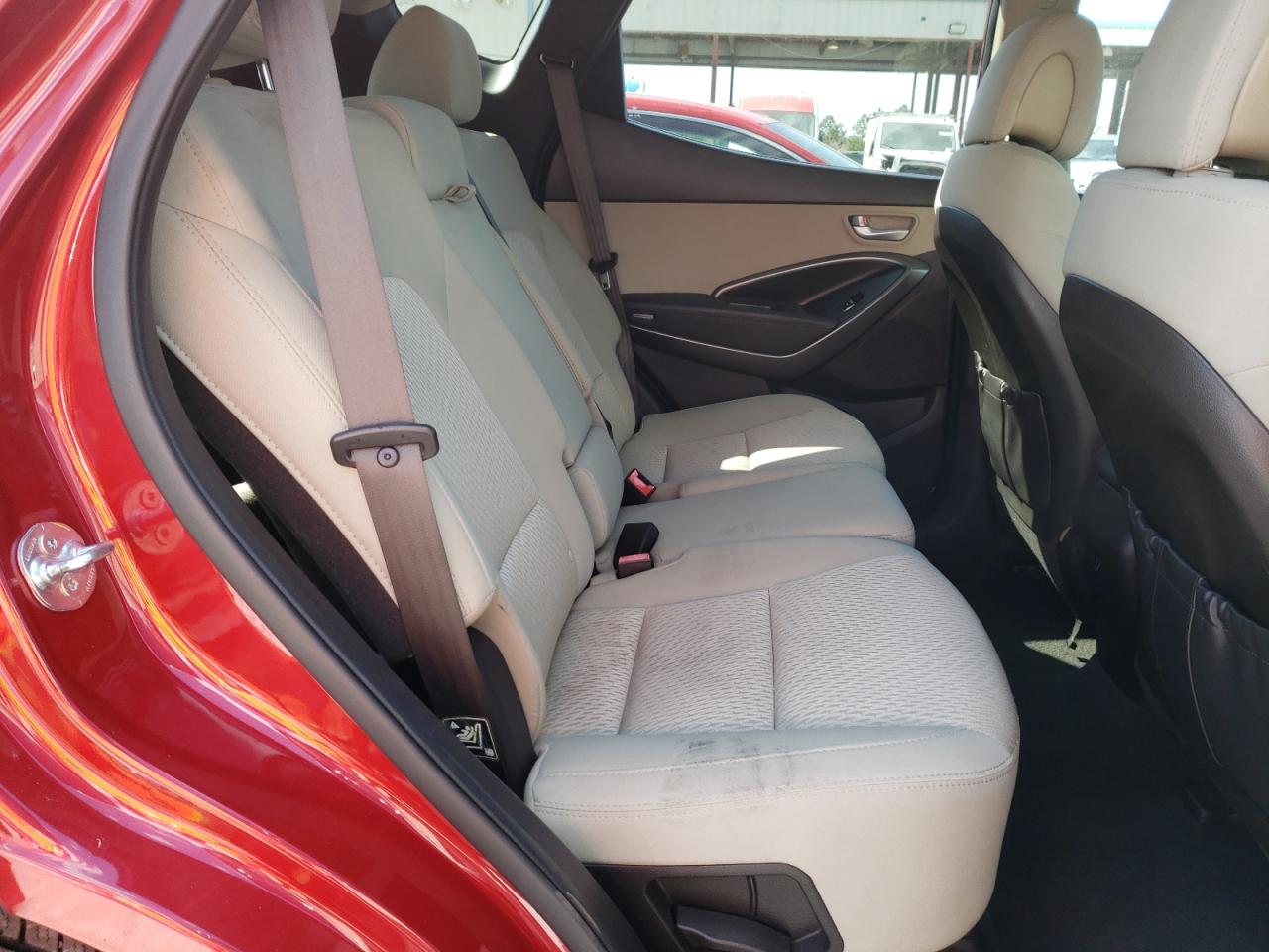 2013 Hyundai Santa Fe - Image 11