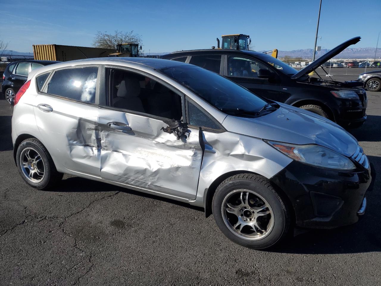 2013 Ford Fiesta - Image 4