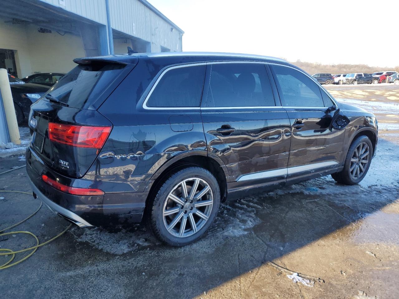 2018 Audi Q7 - Image 3