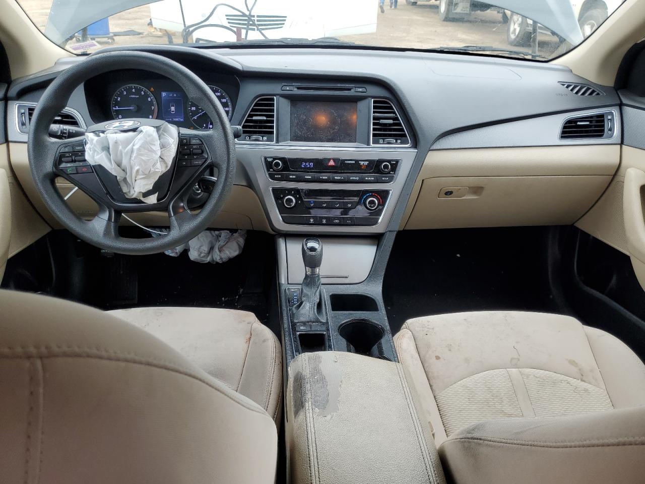 2016 Hyundai Sonata - Image 8