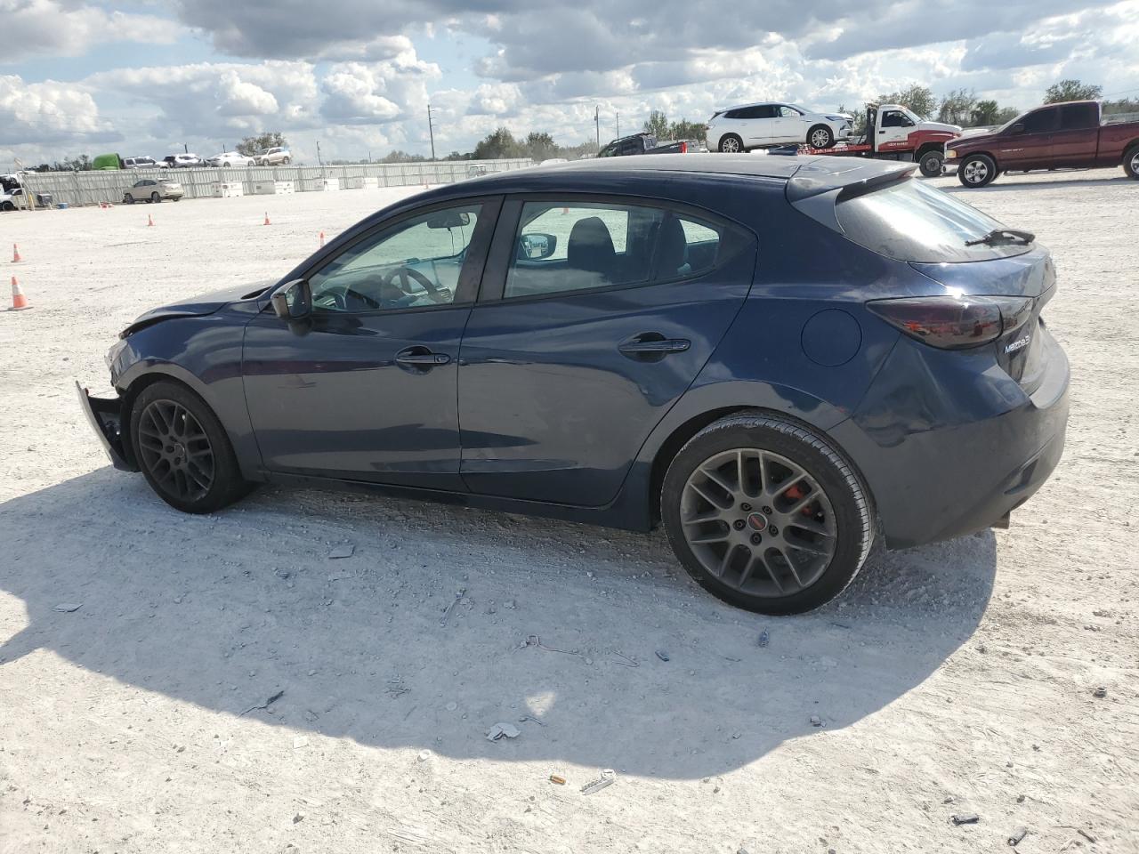 2014 Mazda 3 - Image 2