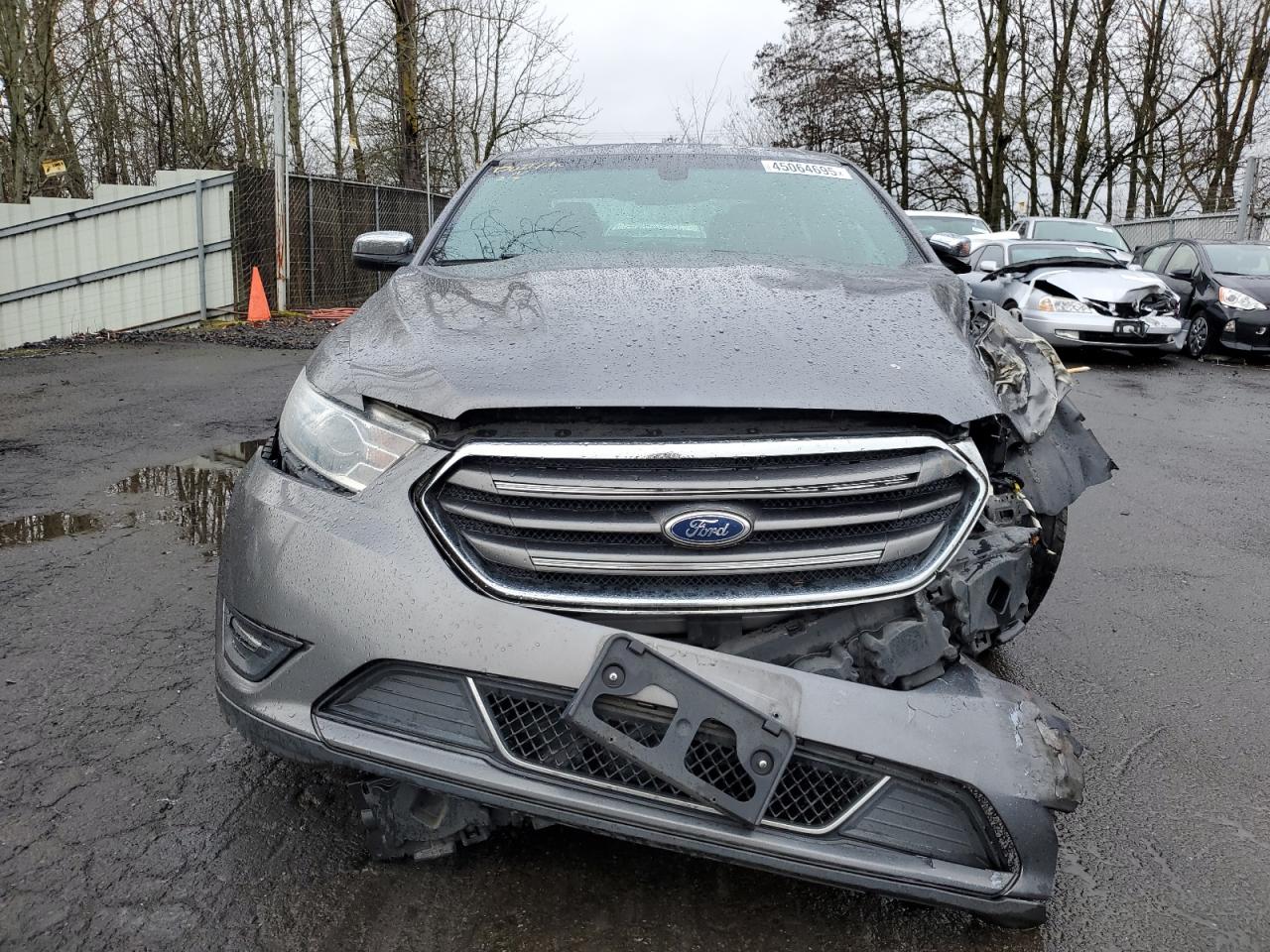 2014 Ford Taurus - Image 5