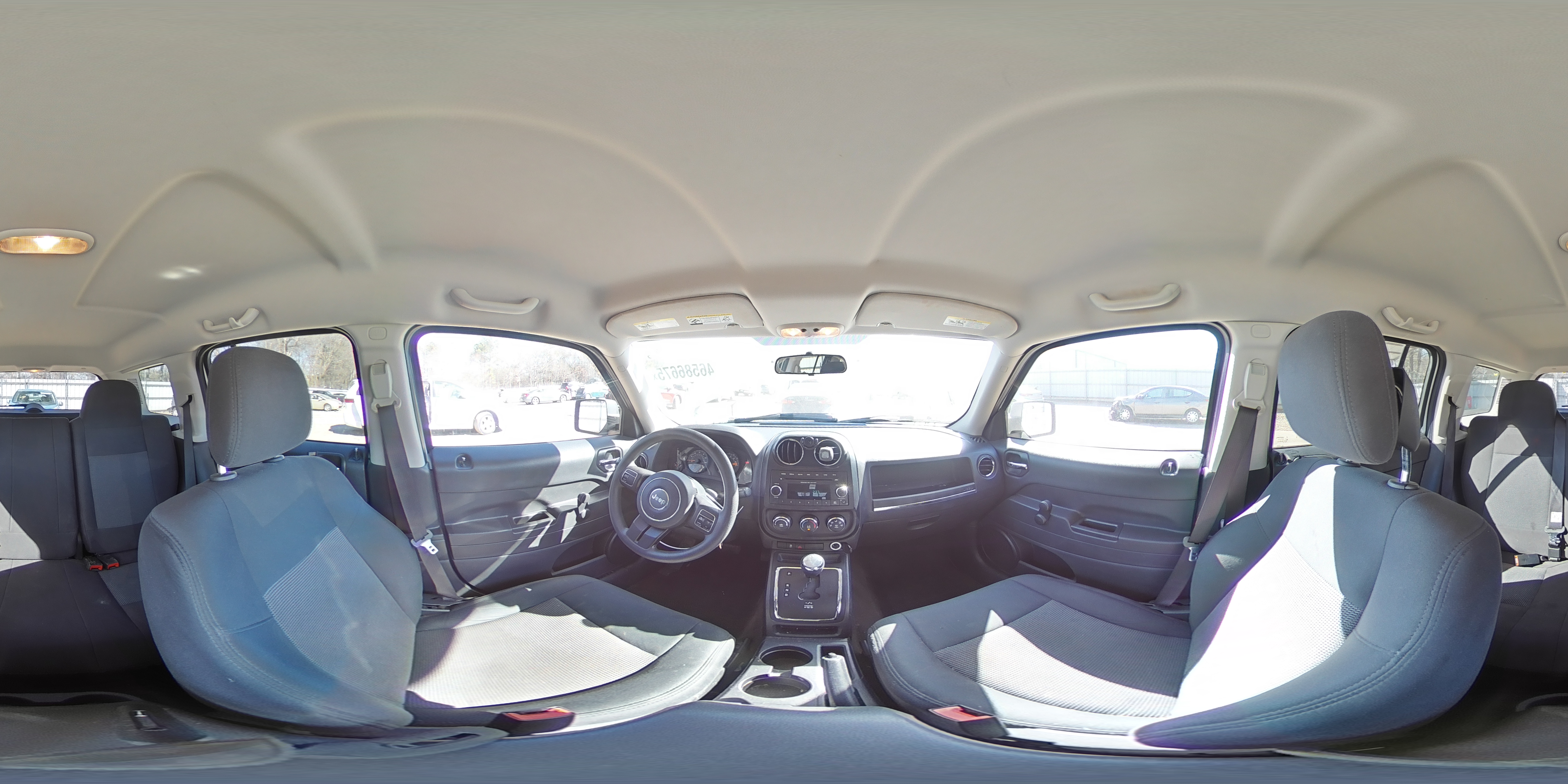 2014 Jeep Liberty (Patriot) - Image 15