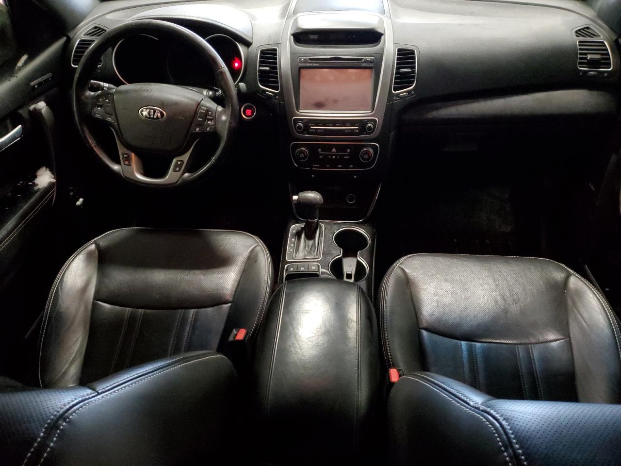 2014 Kia Sorento - Image 8
