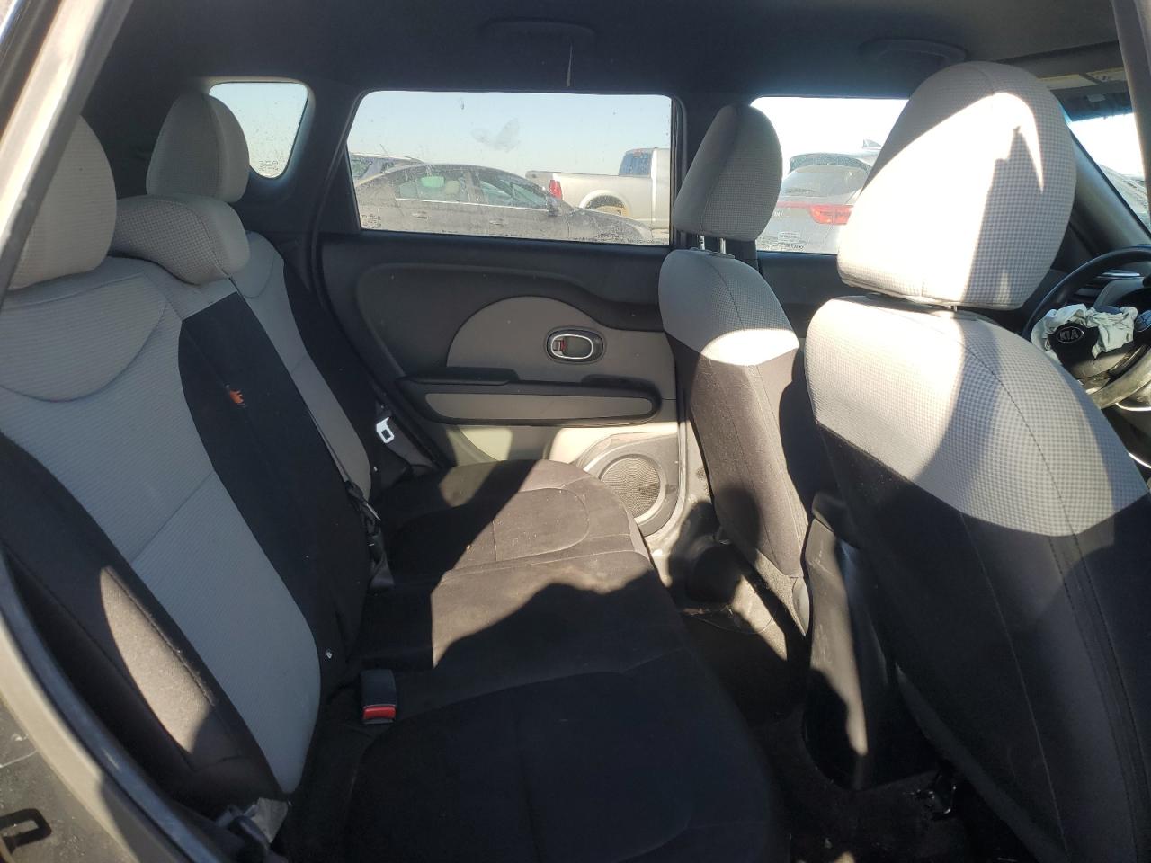 2015 Kia Soul - Image 11