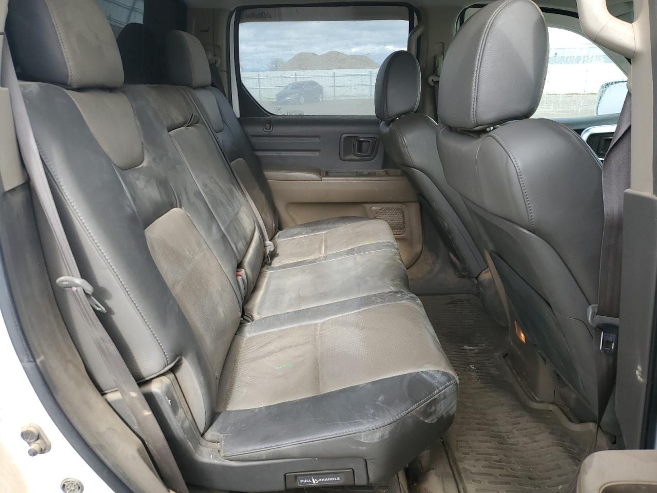 2006 Honda Ridgeline - Image 10