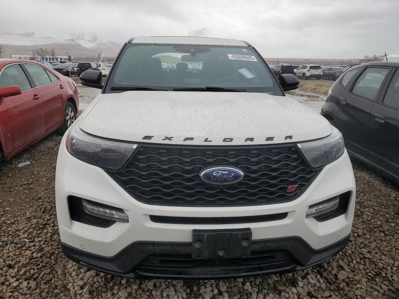 2021 Ford Explorer - Image 5