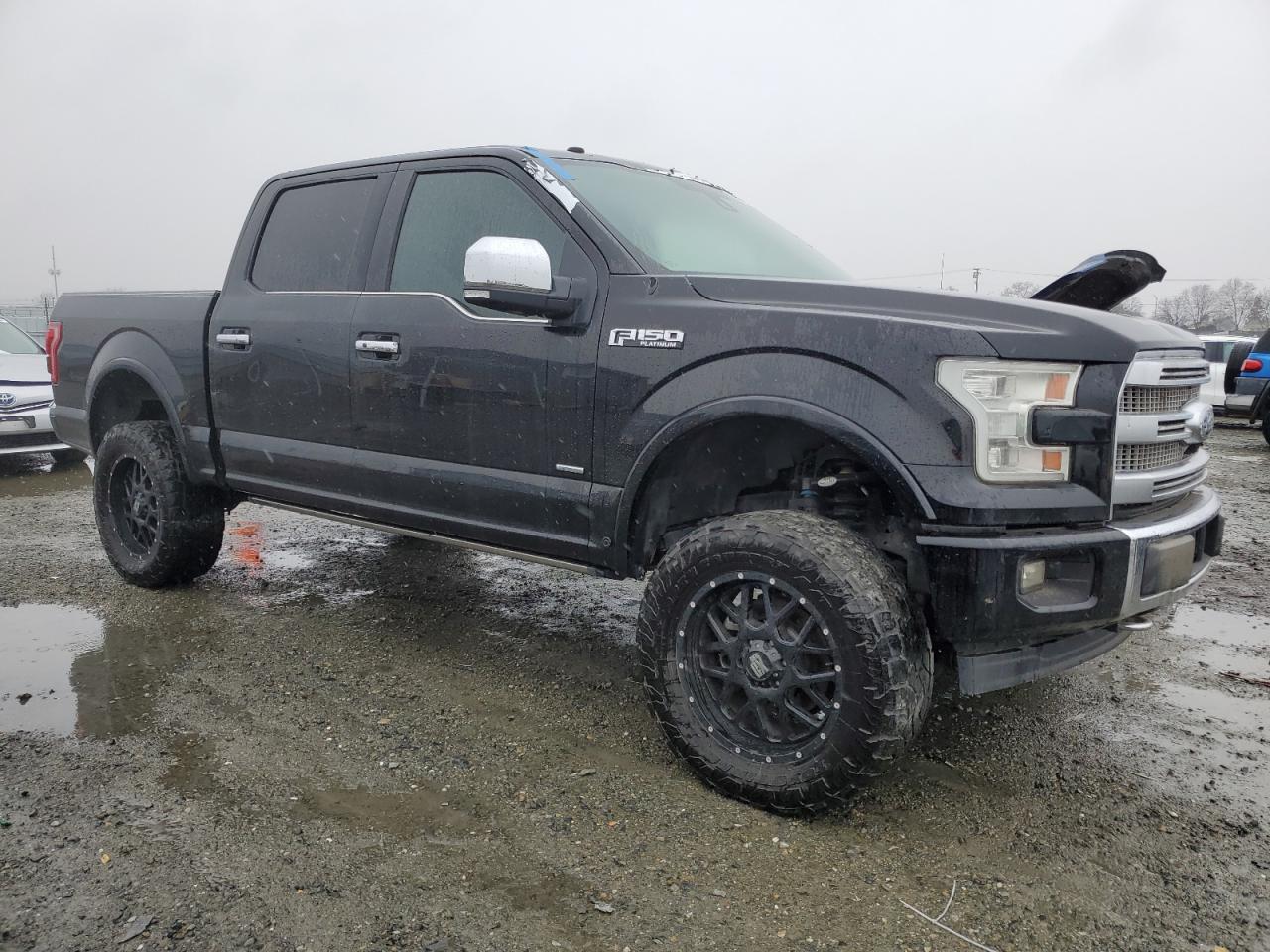 2017 Ford F-150 - Image 4