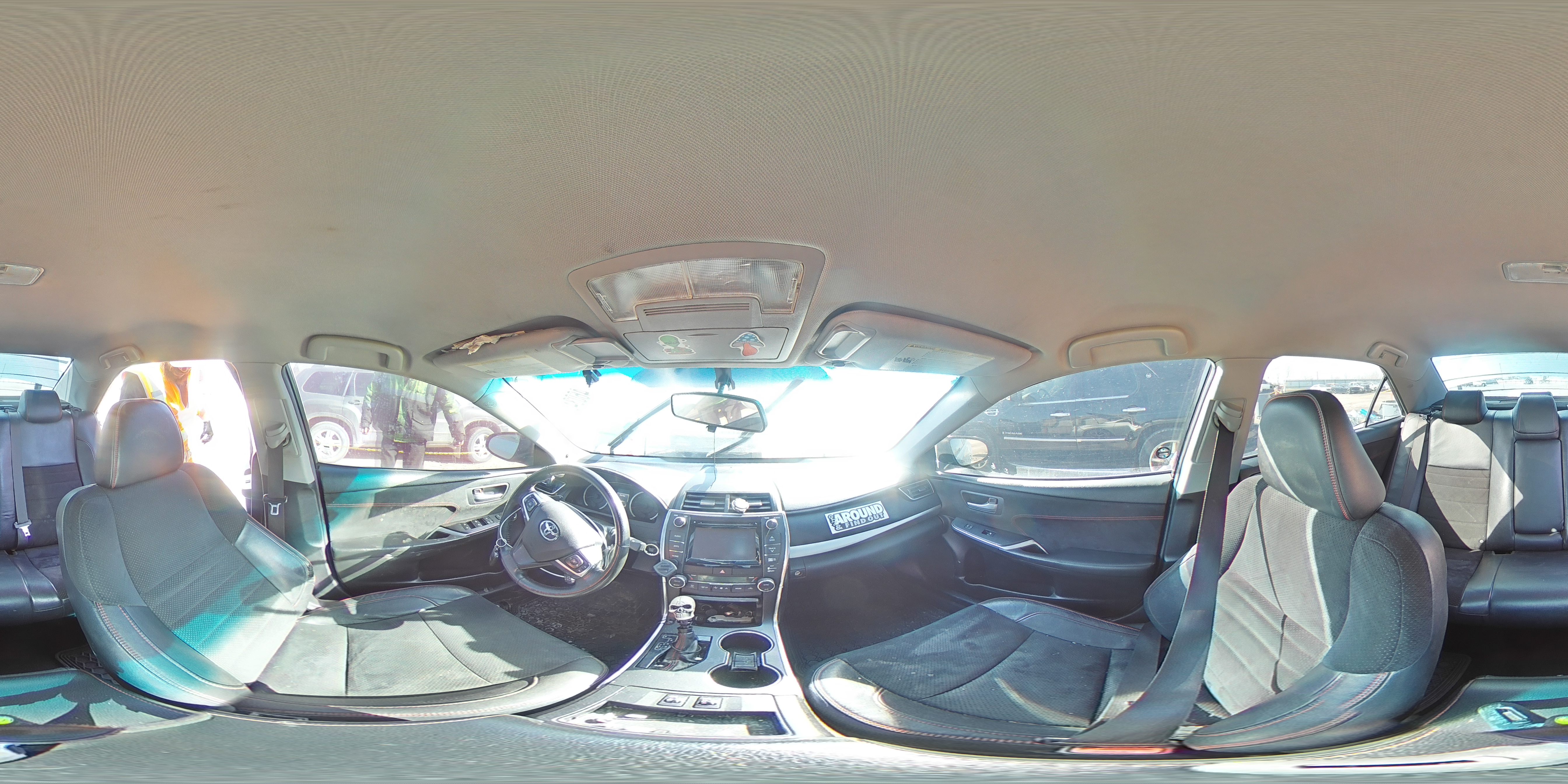 2015 Toyota Camry - Image 13